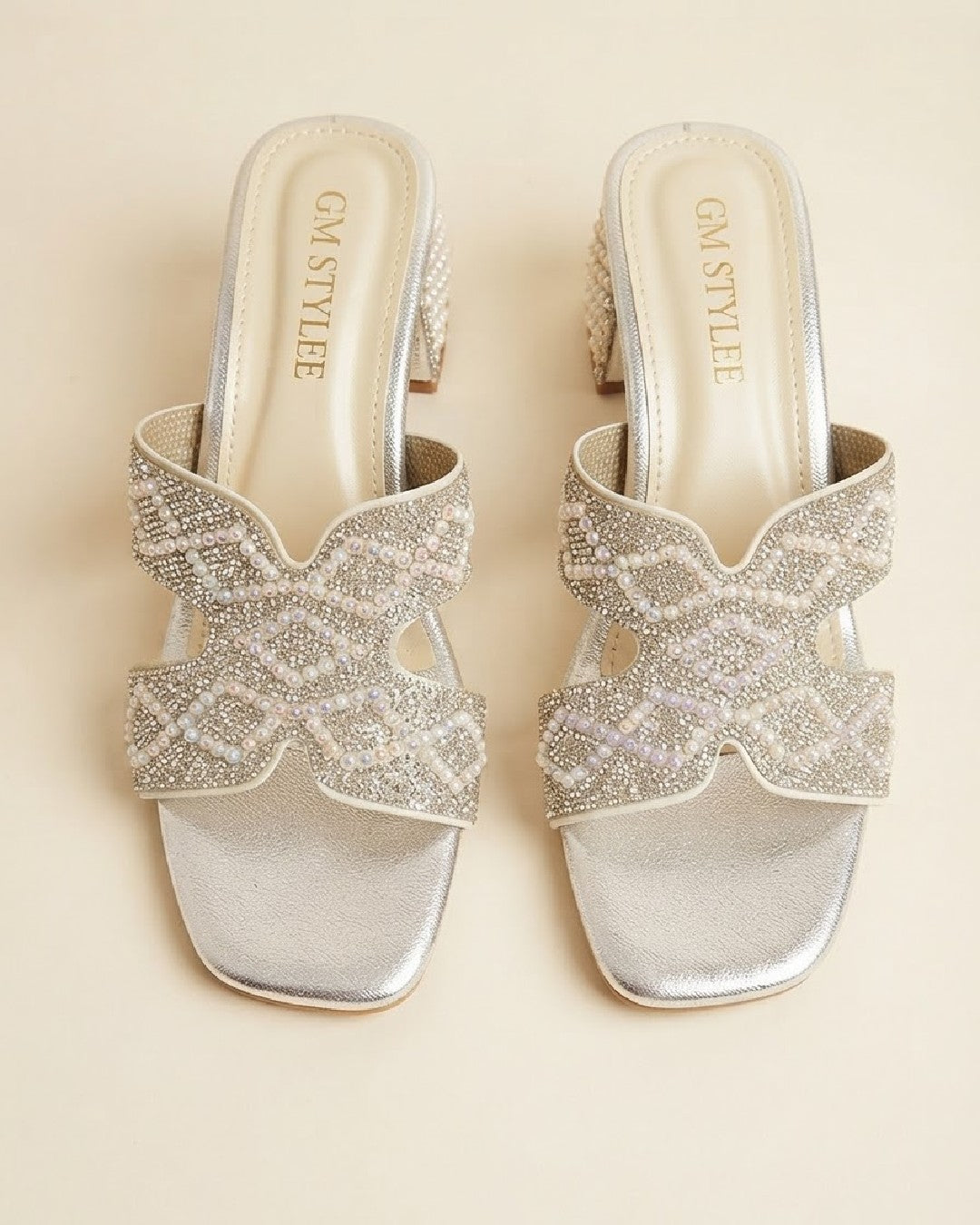 GM PEARL CRYSTAL GRACE  CHAPPAL